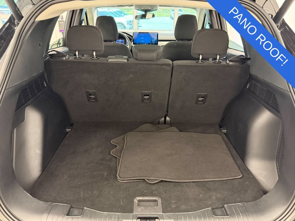 Used 2025 Ford Escape Active w/ Tech Pack #1 FWD image 29