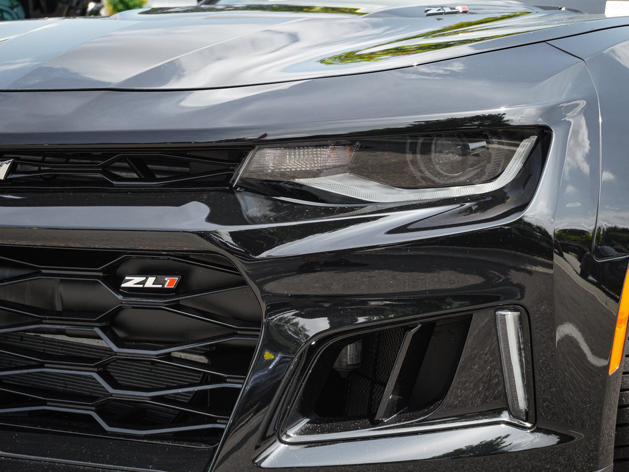Used 2023 Chevrolet Camaro ZL1 RWD image 7