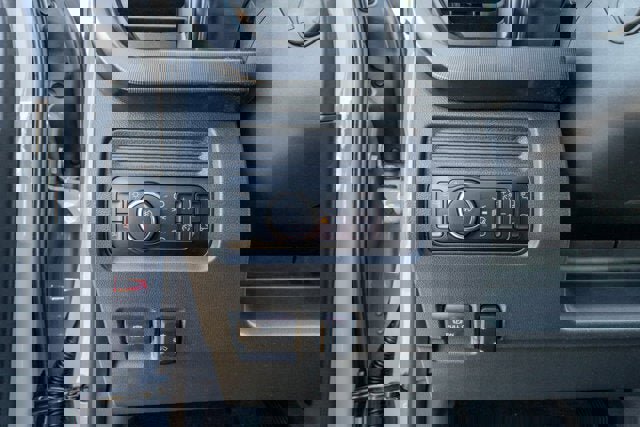 New 2026 Ford F250 Platinum w/ Tremor Off-Road Package image 36