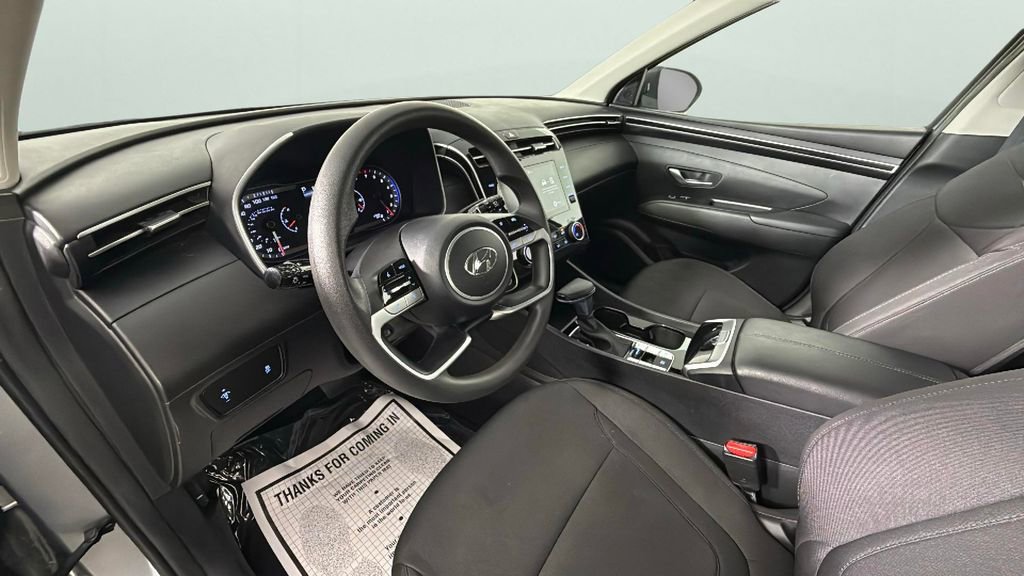 Used 2023 Hyundai Tucson SE image 18