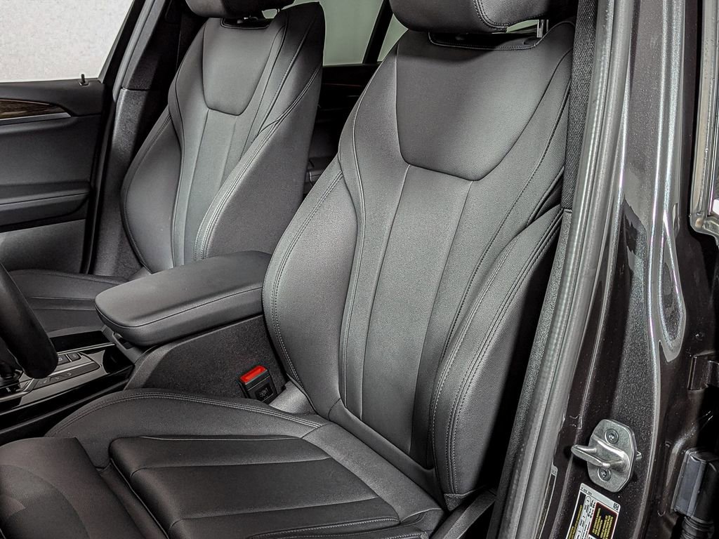 Used 2021 BMW X3 xDrive30i w/ Convenience Package image 17