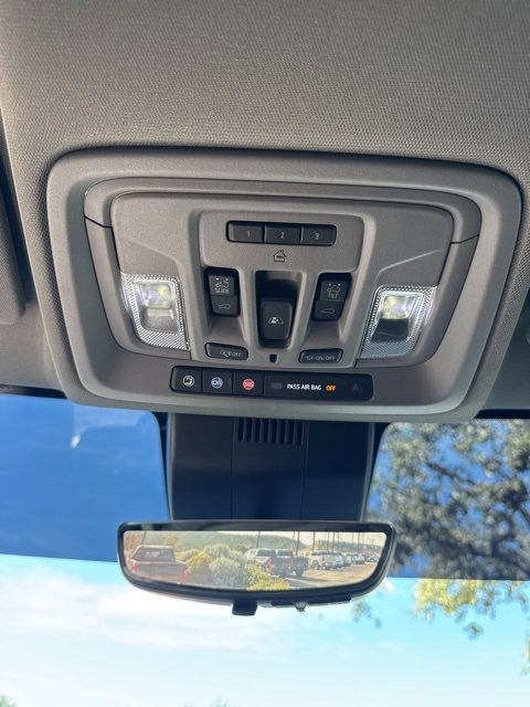 Used 2022 Chevrolet Silverado 1500 LTZ w/ LTZ Premium Package image 23