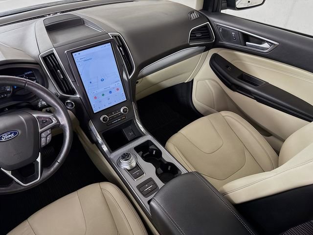 Used 2022 Ford Edge Titanium w/ Equipment Group 301A image 25