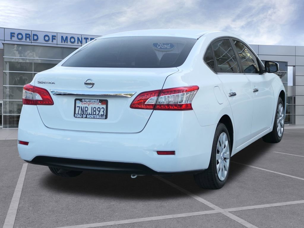 Used 2015 Nissan Sentra S image 4