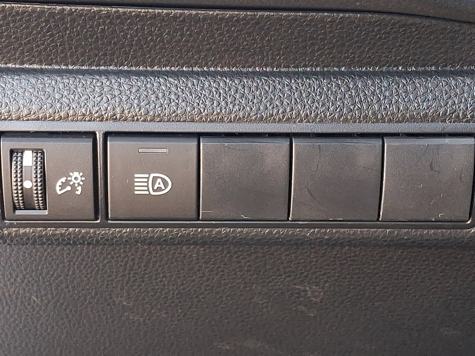 Certified 2023 Toyota Corolla LE w/ LE Convenience Package FWD image 24