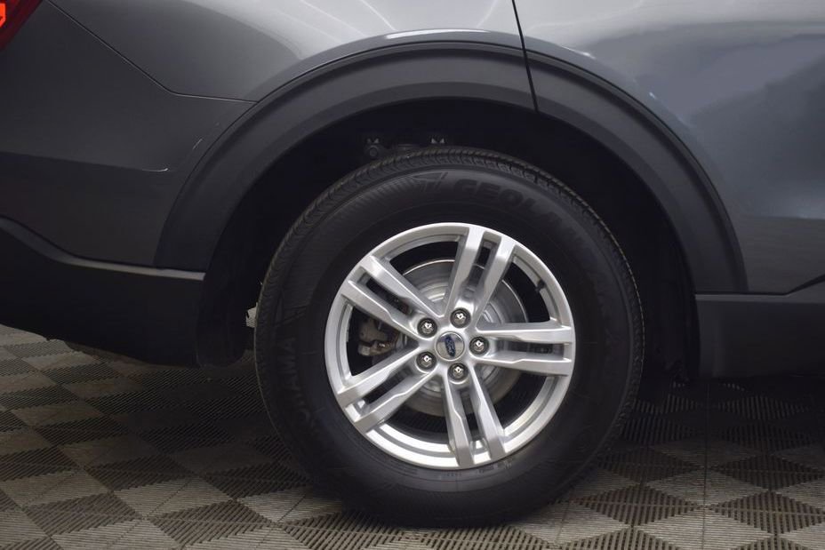 Used 2022 Ford Explorer XLT AWD/4WD image 34