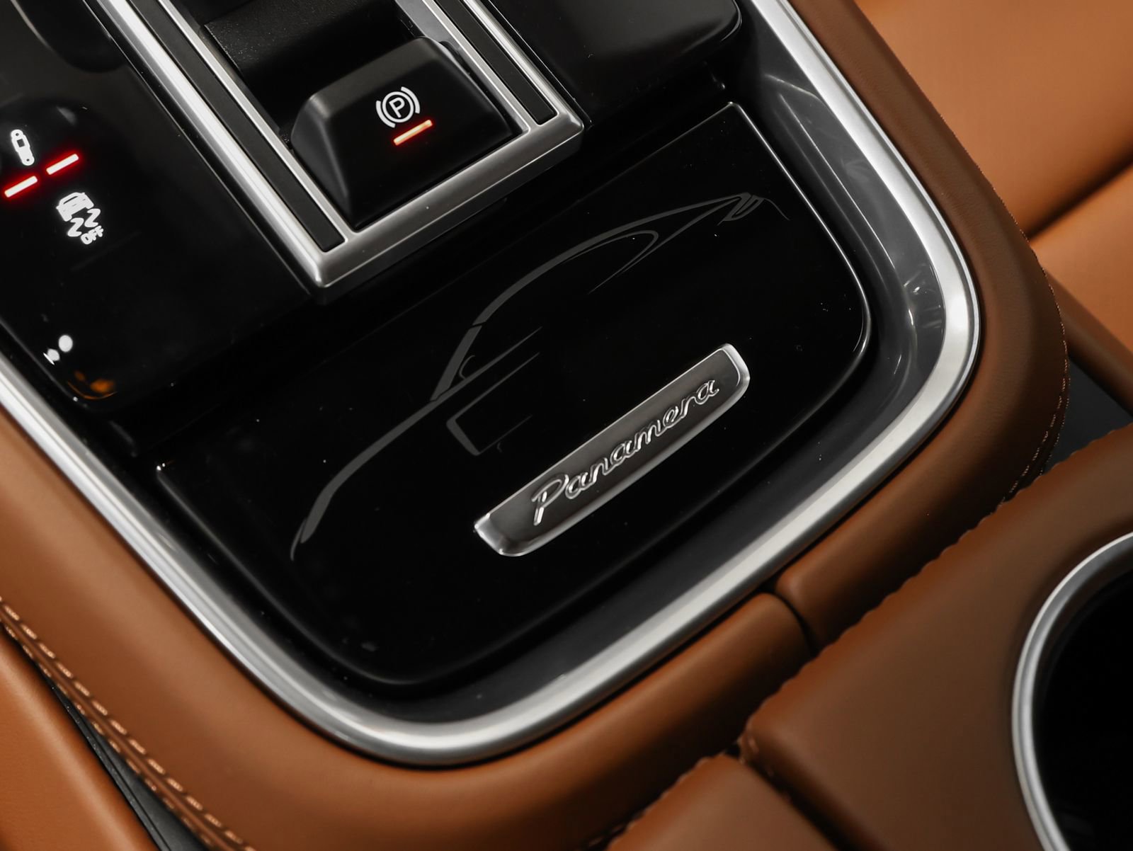 Used 2023 Porsche Panamera GTS image 51