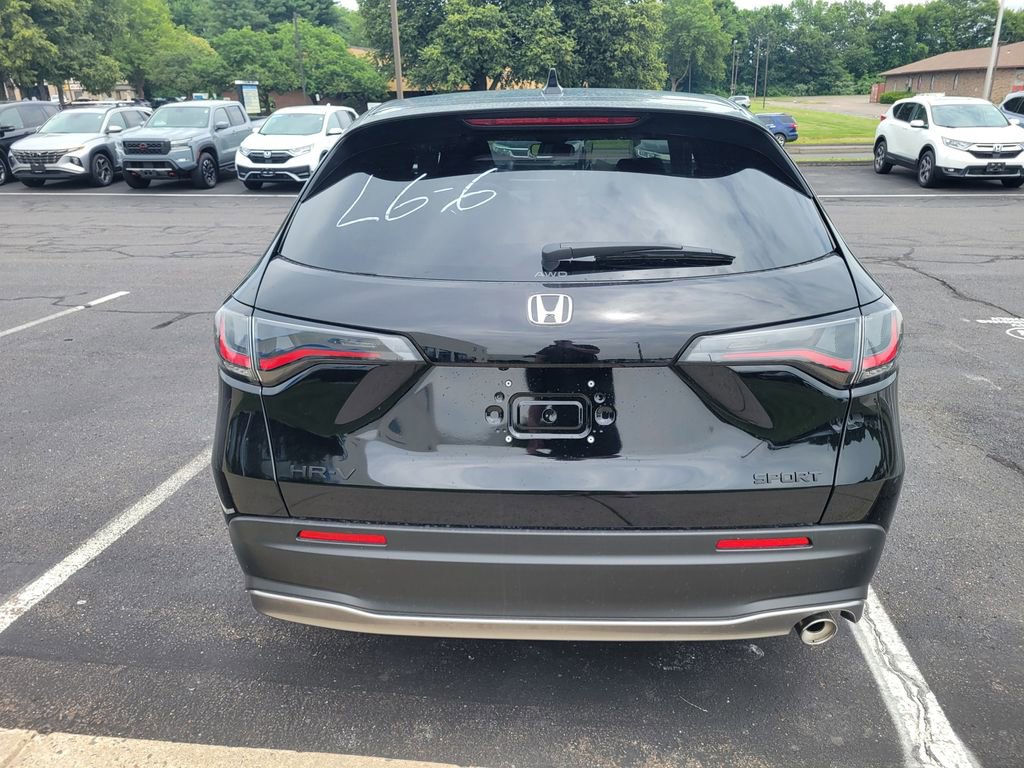 New 2027 Honda HR-V Sport image 4