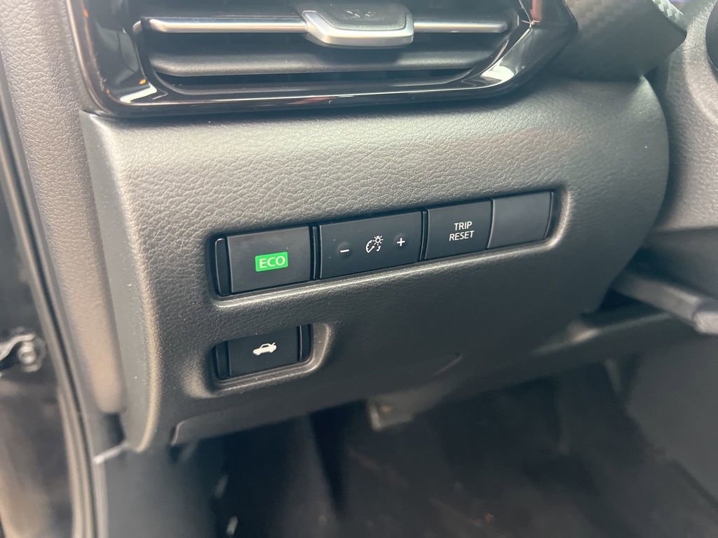 Used 2020 Nissan Sentra SV image 47