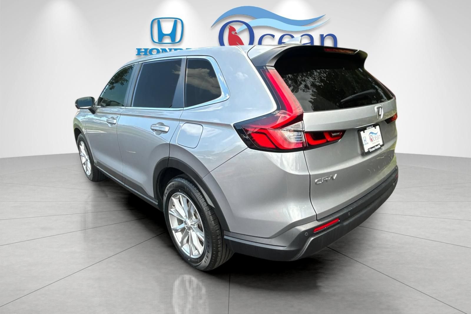 Used 2023 Honda CR-V EX-L image 5
