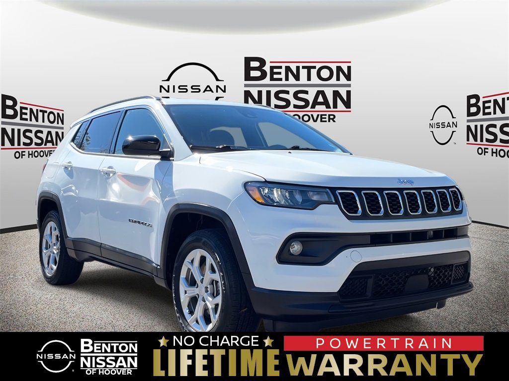 Used 2024 Jeep Compass Latitude video 1