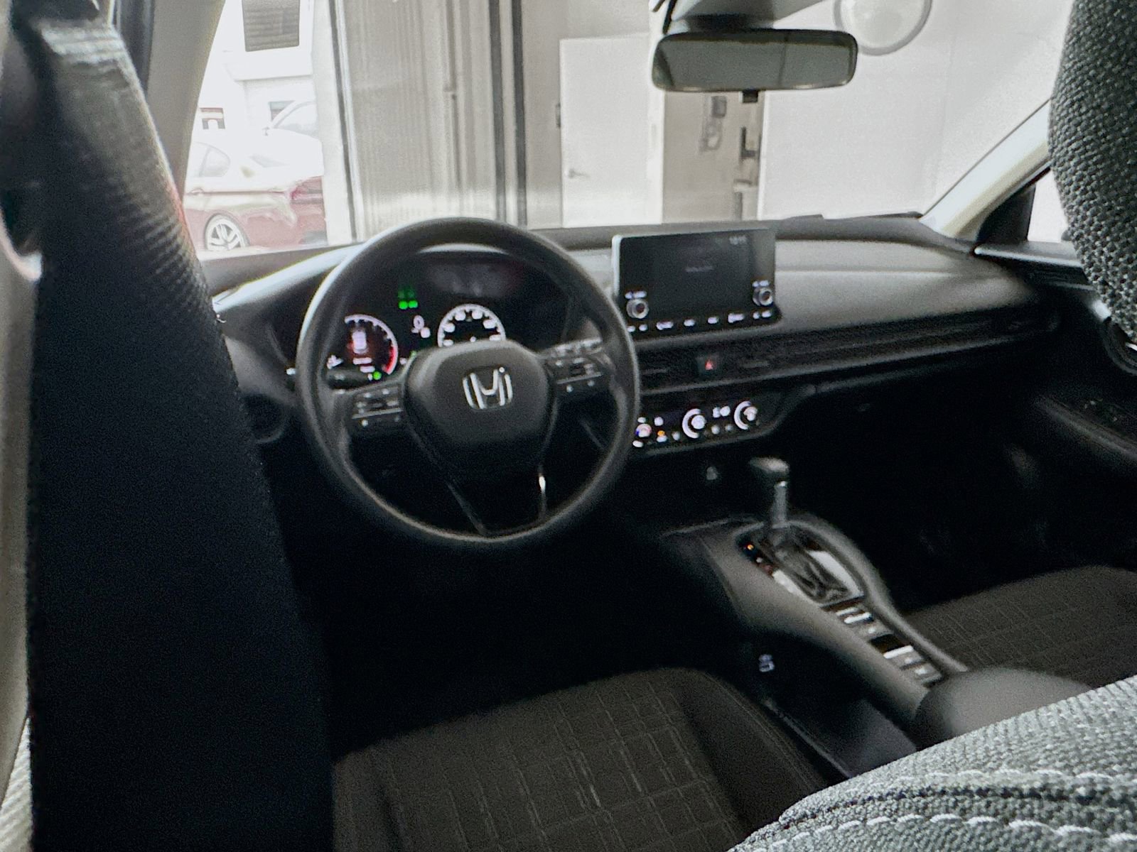 Used 2023 Honda HR-V LX image 18