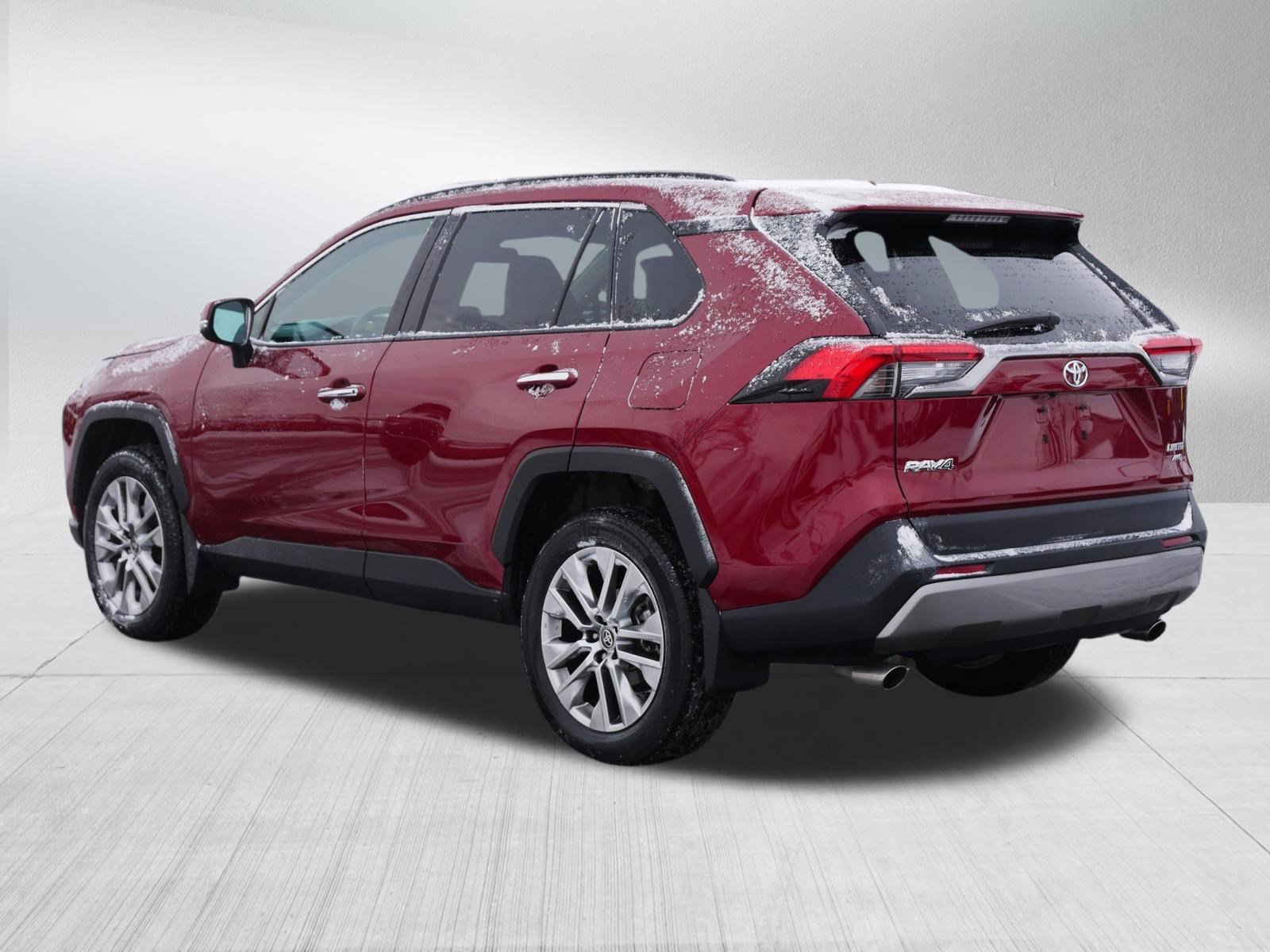 Used 2023 Toyota RAV4 Limited w/ Limited Grade Weather Package image 5