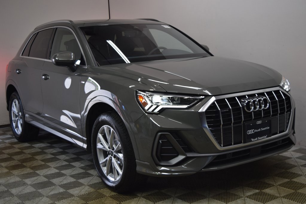 New 2025 Audi Q3 2.0T Premium Plus
