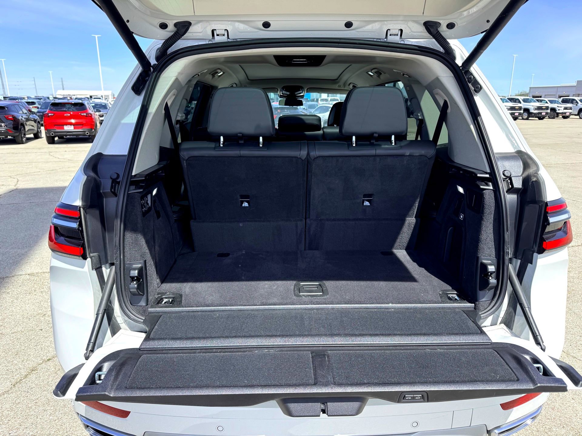 Used 2026 BMW X7 xDrive40i image 8