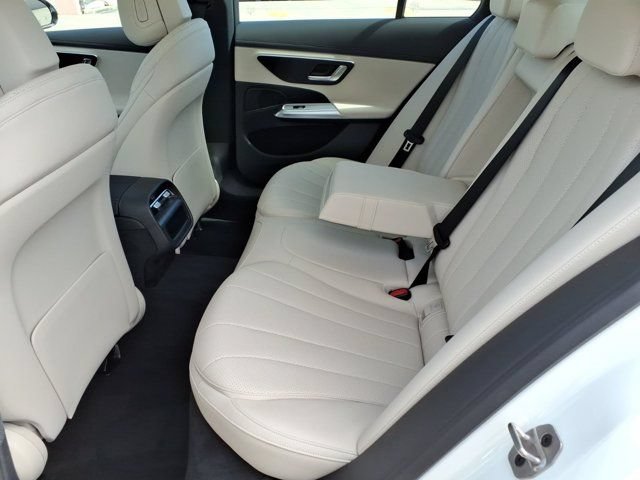 New 2026 Mercedes-Benz E 350 Sedan image 18