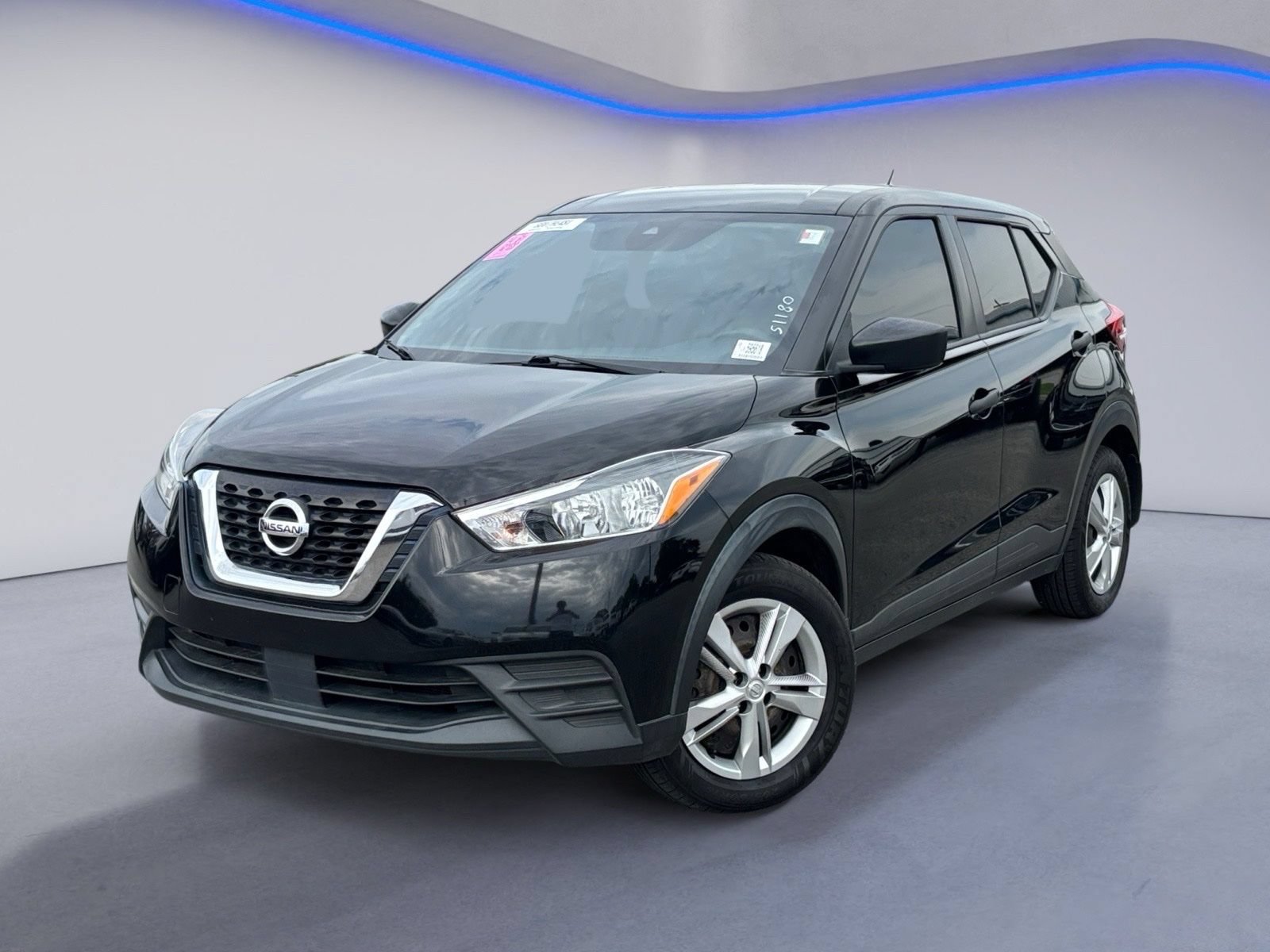 Used 2020 Nissan Kicks S FWD image 2