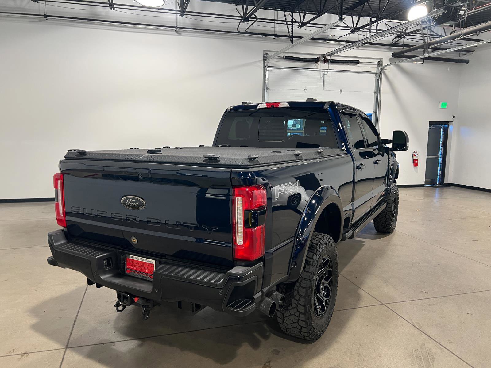 Used 2024 Ford F350 Lariat w/ Lariat Ultimate Package image 3