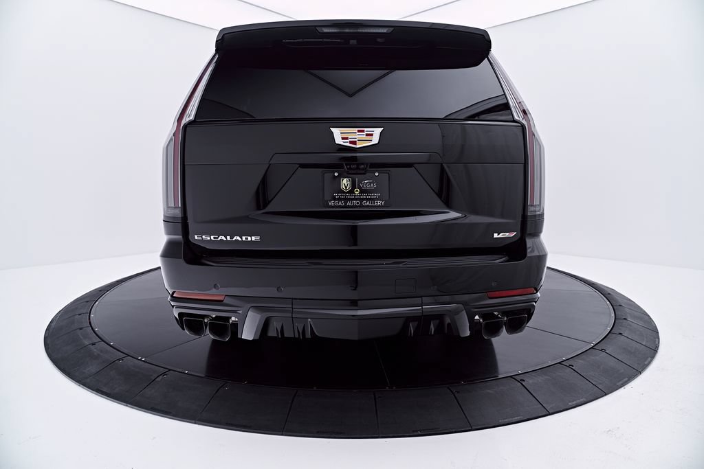 Used 2026 Cadillac Escalade ESV V AWD/4WD image 11