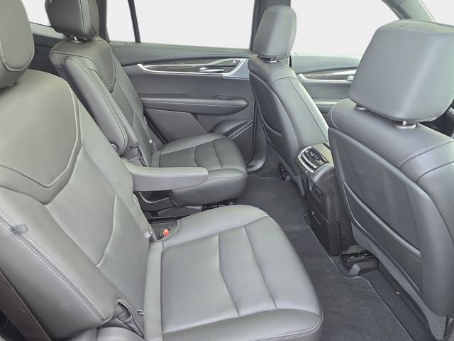 Used 2023 Cadillac XT6 Sport image 13