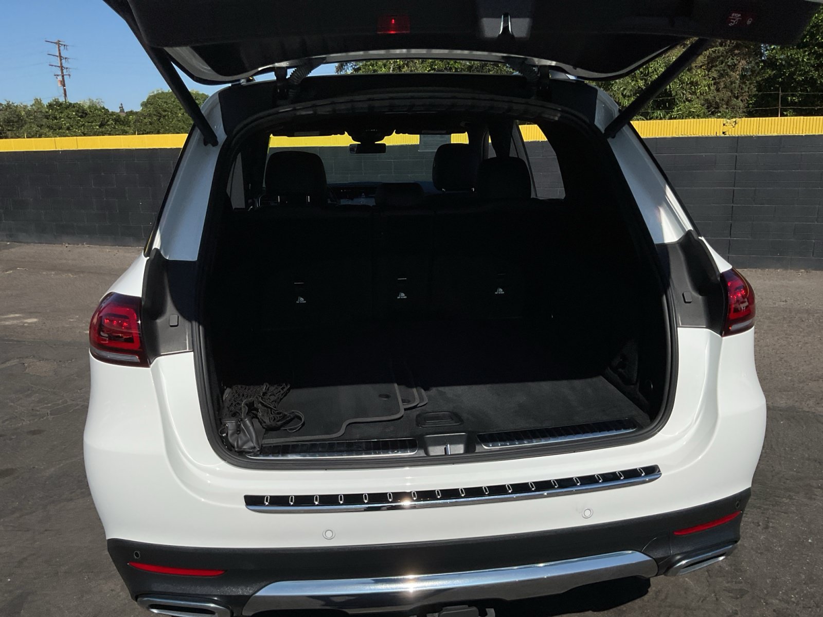 Used 2022 Mercedes-Benz GLE 350 4MATIC w/ Premium Package image 25