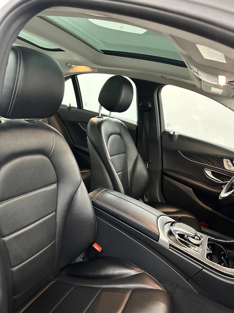 Used 2016 Mercedes-Benz C 300 4MATIC Sedan image 35