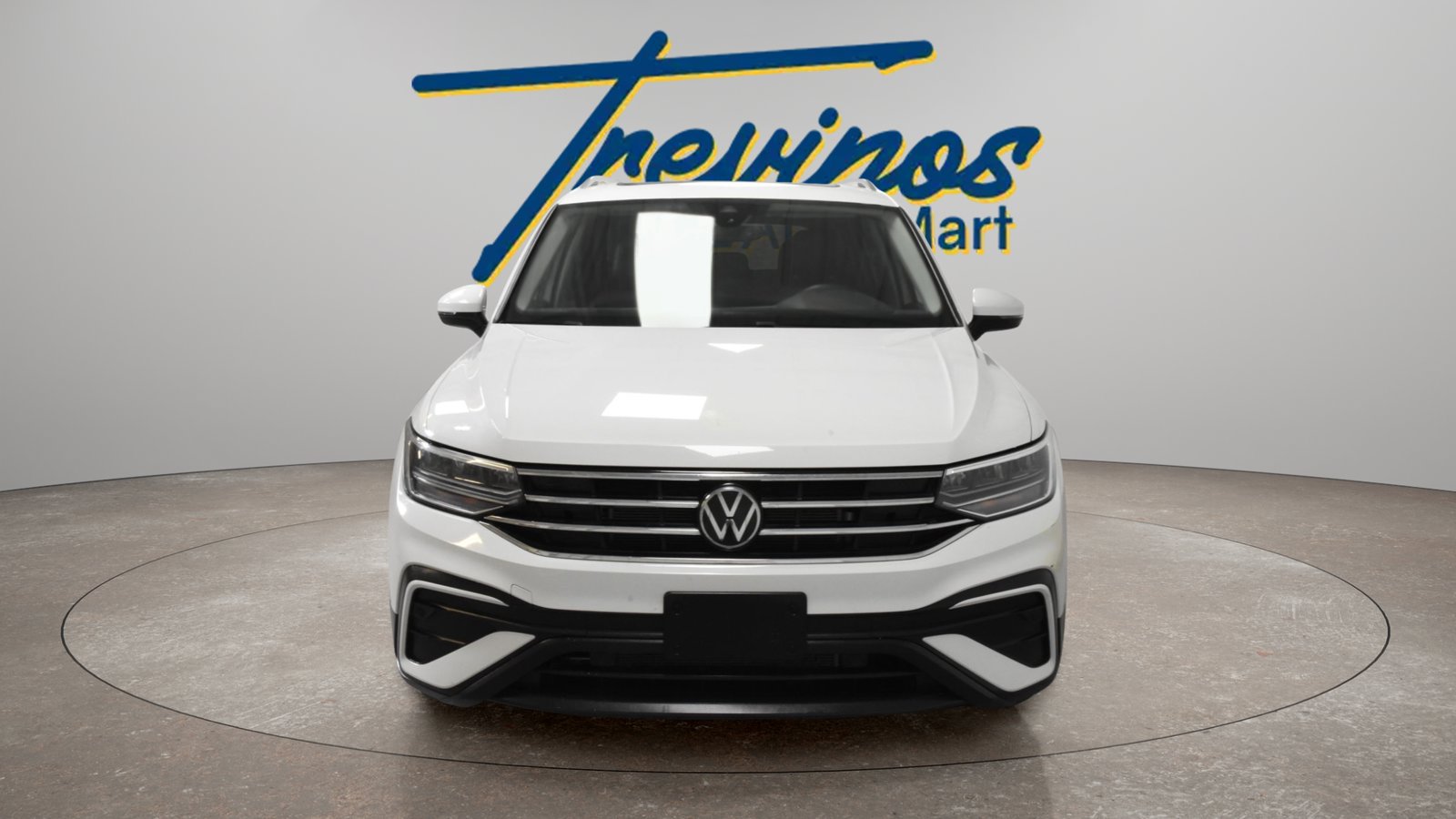 Used 2024 Volkswagen Tiguan SE FWD image 4