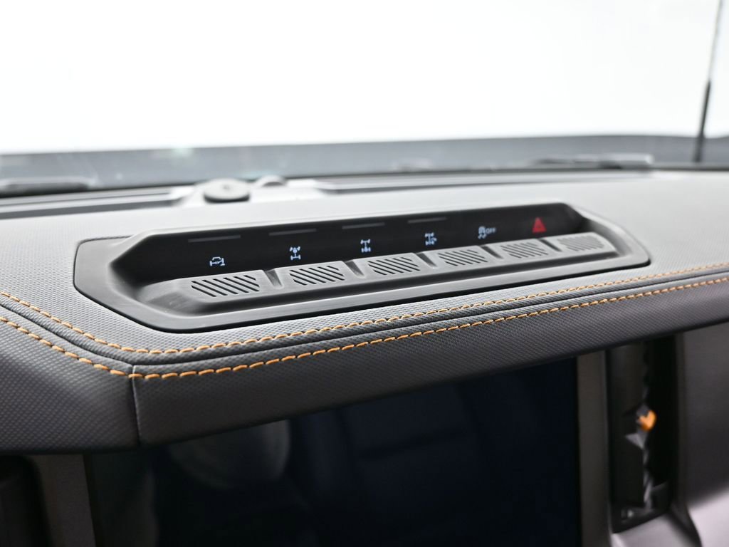 Used 2024 Ford Bronco Badlands image 17