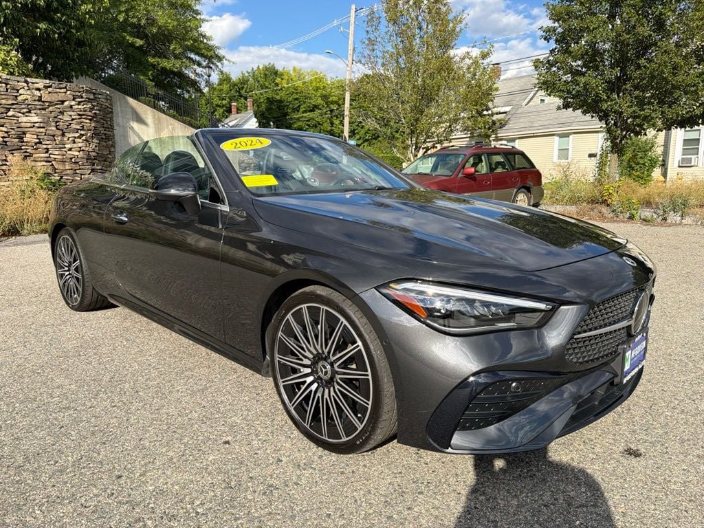 Used 2024 Mercedes-Benz CLE 300 4MATIC Cabriolet image 10