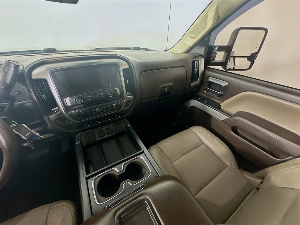 Used 2015 Chevrolet Silverado 2500 LTZ w/ Duramax Plus Package image 11