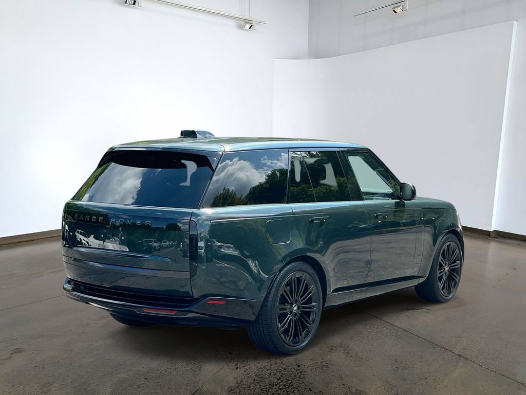 Certified 2025 Land Rover Range Rover SE AWD/4WD image 4