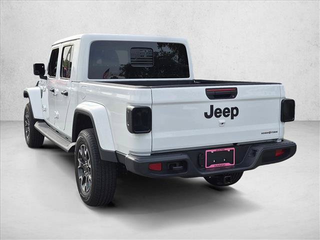 Used 2025 Jeep Gladiator Sport AWD/4WD image 7