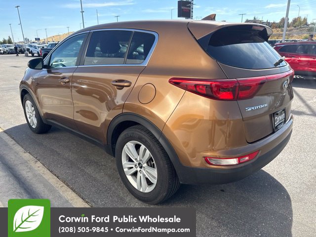 Used 2017 Kia Sportage LX AWD/4WD image 4