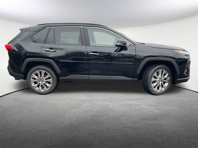 New 2025 Toyota RAV4 Limited image 17