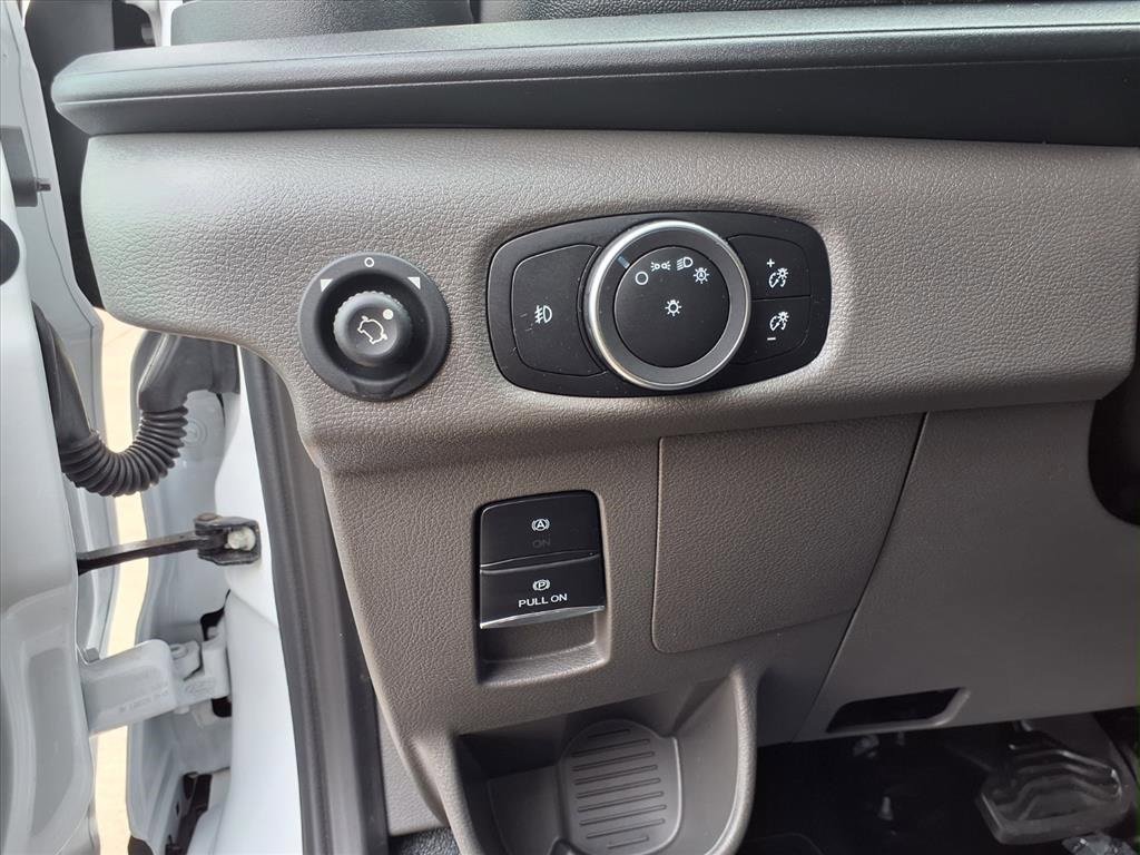 Used 2025 Ford Transit 250 148 Medium Roof image 16