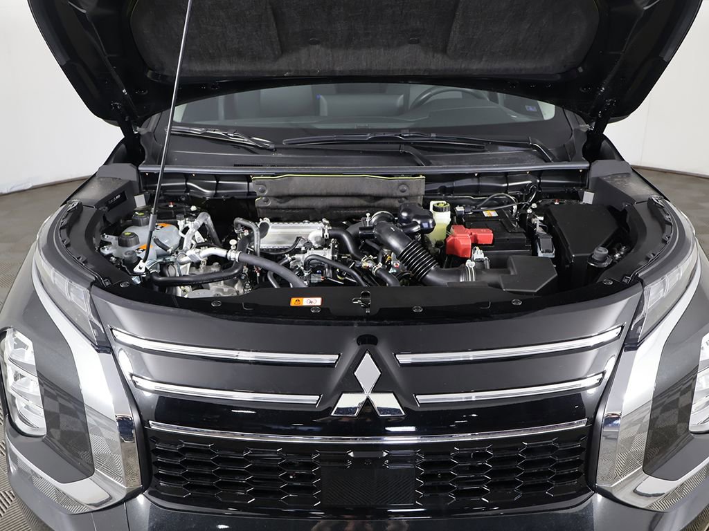 New 2026 Mitsubishi Outlander ES FWD image 18