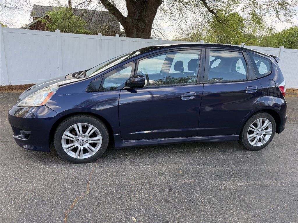 Used 2010 Honda Fit Sport image 2