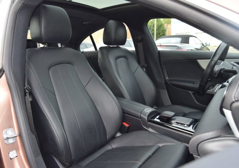 Used 2023 Mercedes-Benz CLA 250 4MATIC w/ Premium Package image 26