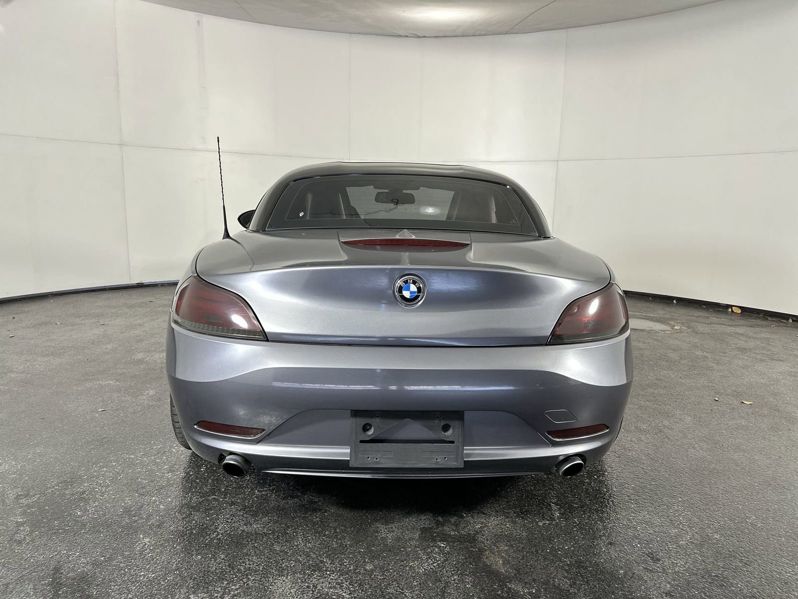 Used 2011 BMW Z4 sDrive35i image 7