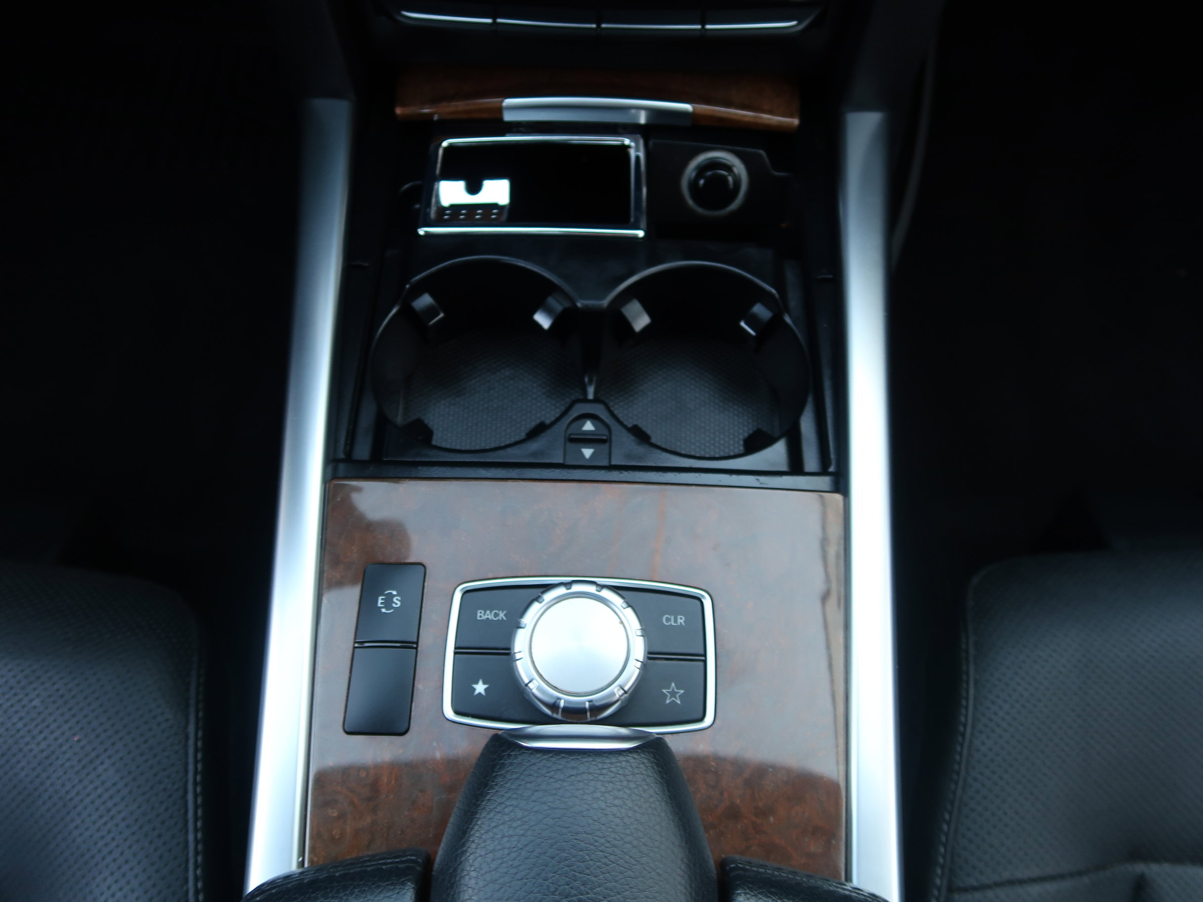 Used 2015 Mercedes-Benz E 400 4MATIC Sedan image 20