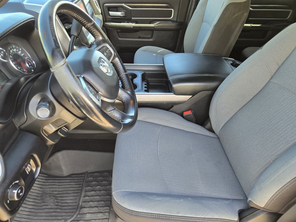Used 2024 RAM 2500 Big Horn w/ Protection Group AWD/4WD image 8