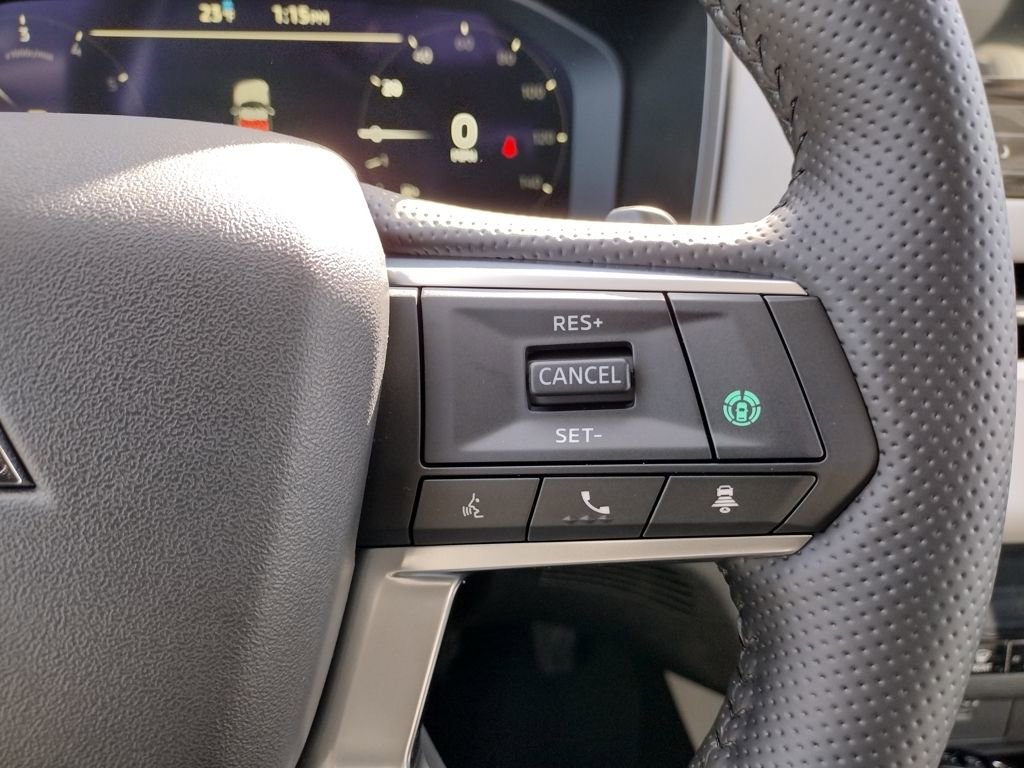 New 2026 Mitsubishi Outlander SE image 29