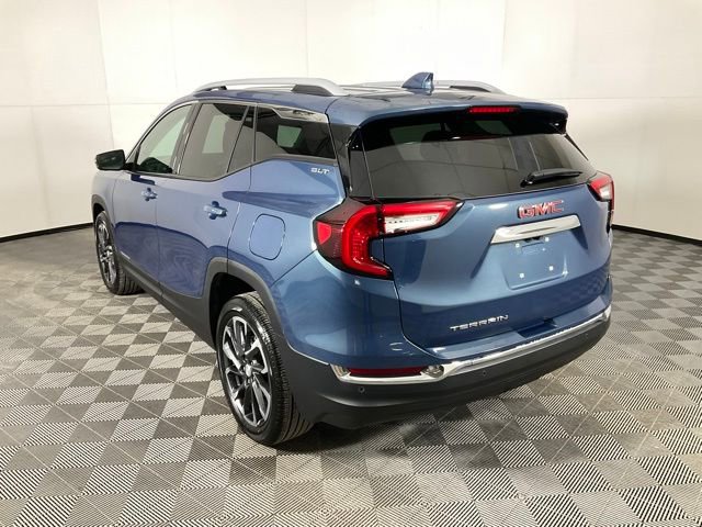 Used 2024 GMC Terrain SLT image 4