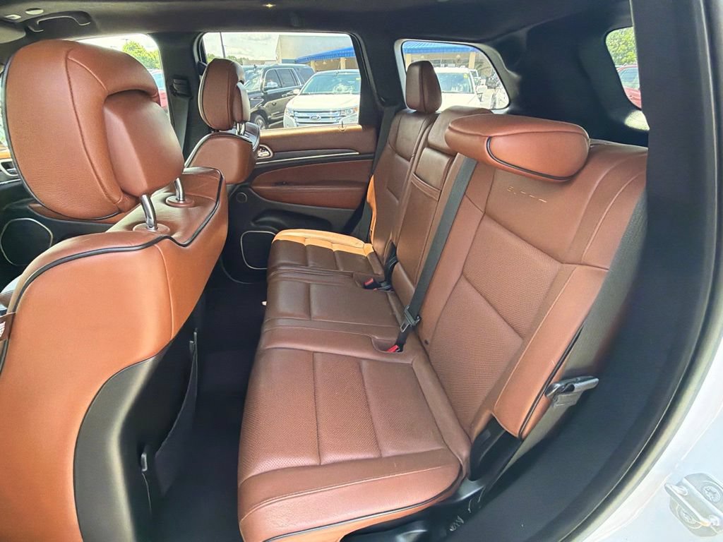 Used 2017 Jeep Grand Cherokee Summit AWD/4WD image 11