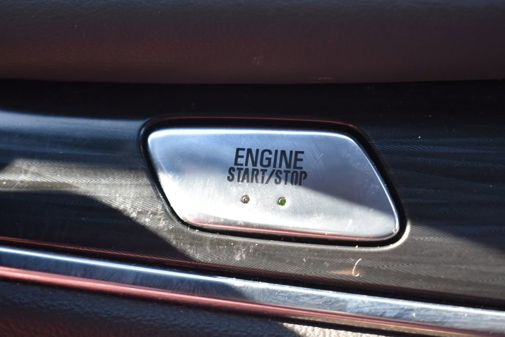 Used 2024 Buick Enclave Premium AWD/4WD image 34