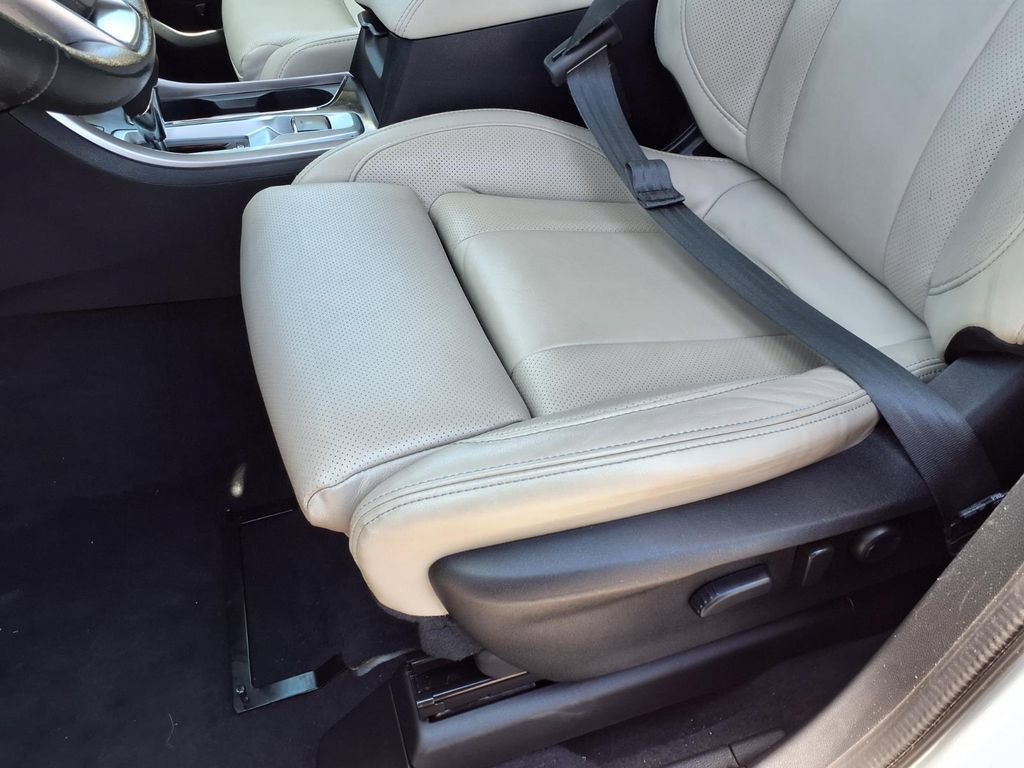 Certified 2022 Subaru Ascent Limited AWD/4WD image 25