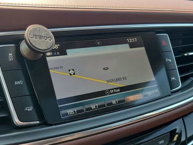 Used 2018 Buick Enclave Avenir w/ Avenir Technology Package AWD/4WD image 17