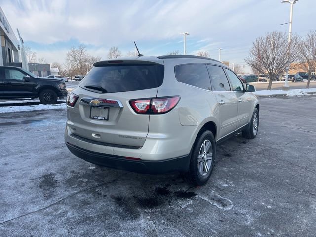 Used 2015 Chevrolet Traverse LT image 6