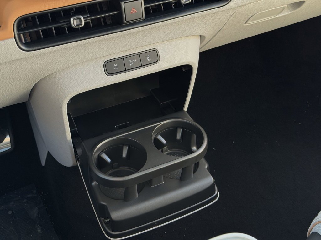 New 2025 Volkswagen ID. Buzz 1st Edition image 34