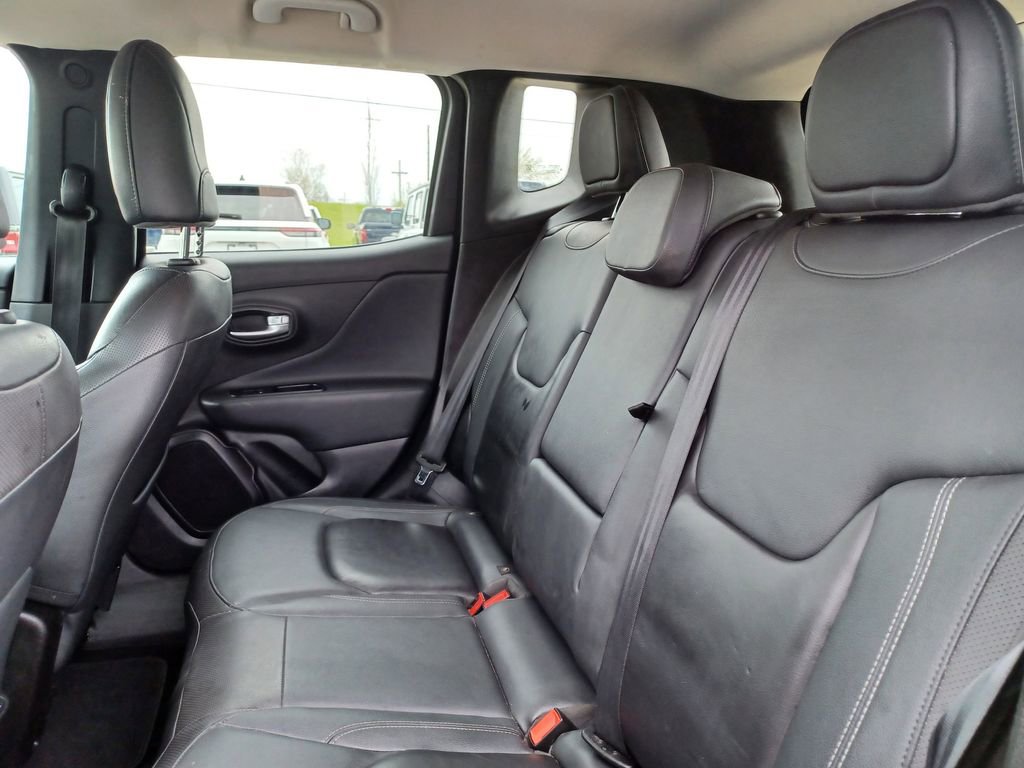 Used 2021 Jeep Renegade Limited AWD/4WD image 29